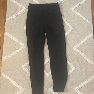 American Eagle Black Ripped Jeans Size 0 Short